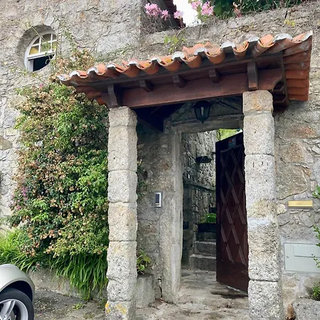 Nyaraló Maison Traditionnelle Areosa *